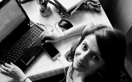 Tanrını bətnimdə oğurlayıb aparıram...