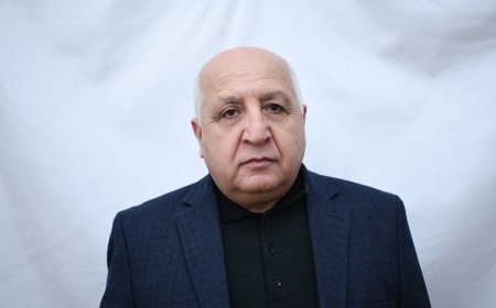 Səsinə uçunub oyandığın türkü - Rüstəm Kamal