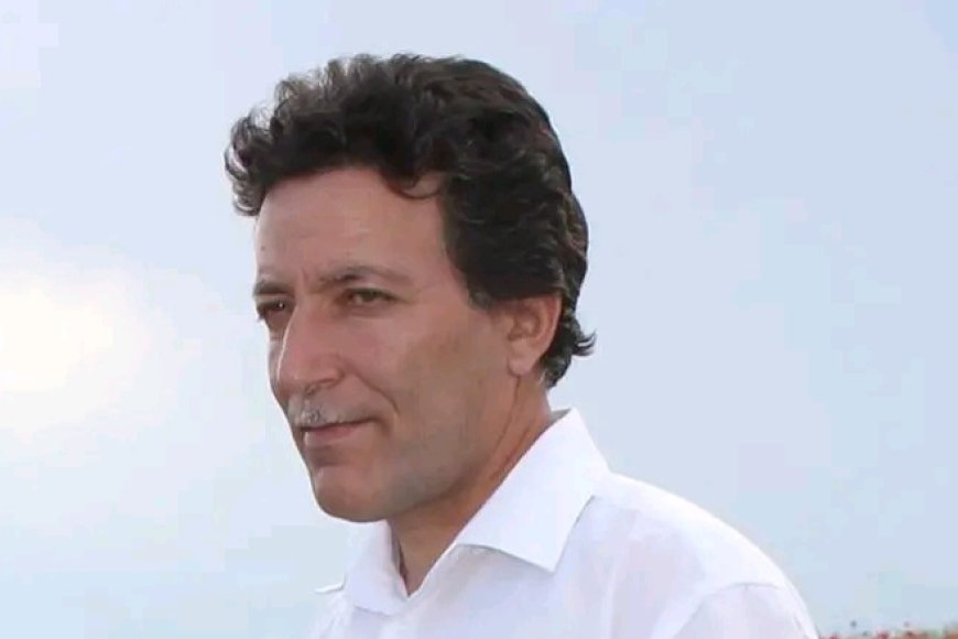 İlıq təbəssümlərin acı aldanış kimi - Nadir Məmmədlinin şeirləri