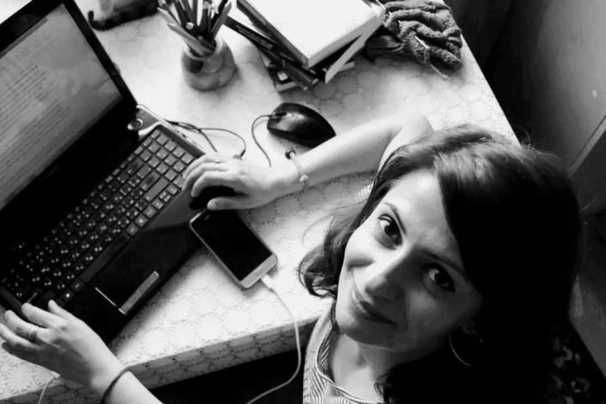 Tanrını bətnimdə oğurlayıb aparıram...