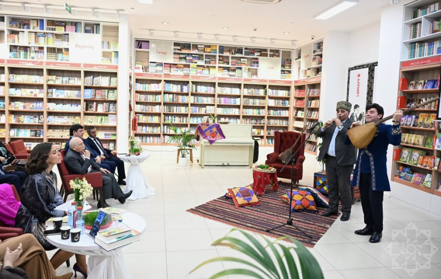 Aşıq Ələsgər irsi yeni kitabda - “Sarı köynək”