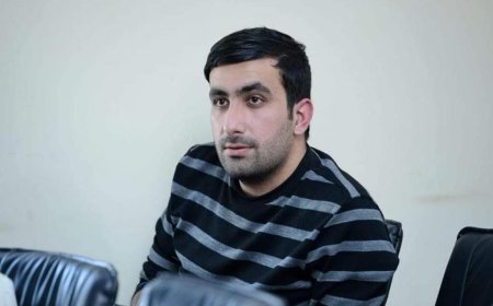 Bir kəndin manifesti - Nihat Pirin hekayəsi