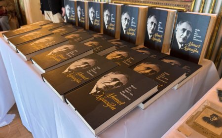 İstanbulda Əhməd bəy Ağaoğluna həsr olunan kitabın təqdimatı keçirilib