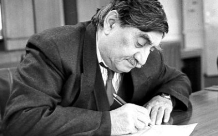 "Səhv düşəndə yerimiz" şeiri necə yazıldı?