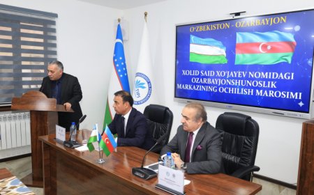 Özbəkistanda Azər Turanın kitabının təqdimatı oldu