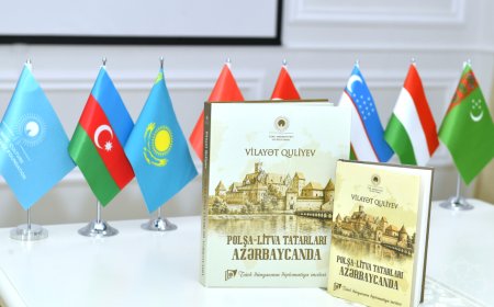 Türk dünyasının diplomatiya inciləri - kitab təqdimatı