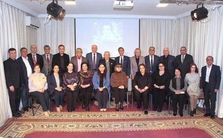 Xalq artisti Nəsibə Zeynalovanın xatirəsi anılıb