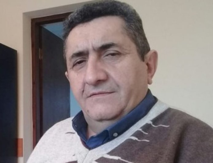 Var olsun ayrılıqları – Əhməd Oğuzun şeirləri