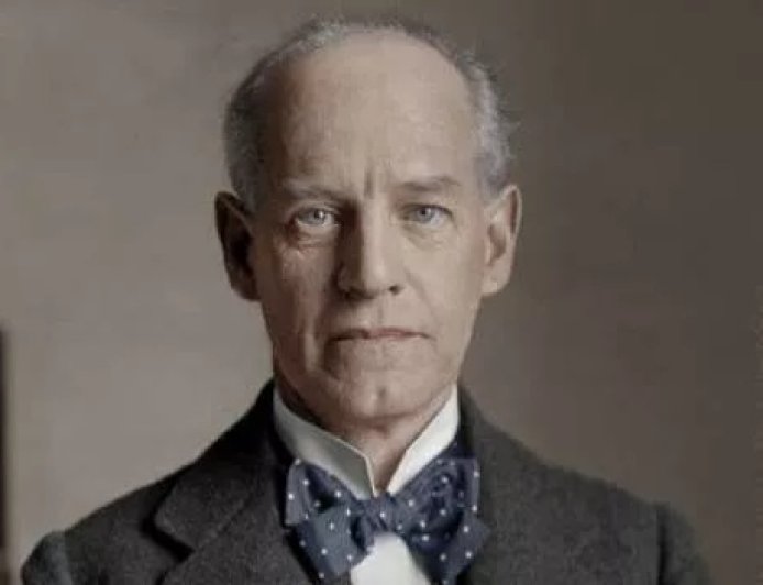 Con Qolsuorsi - Ədəbiyyat və həyat