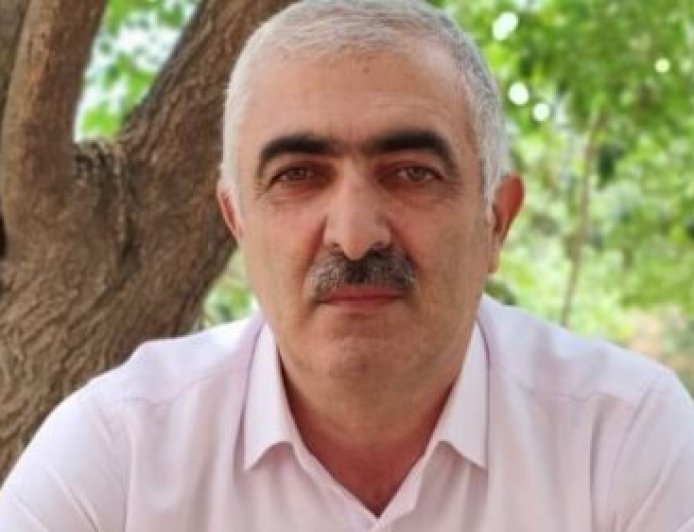 Gül balam, öyrətmə gülə könlümü - Xəqani Həbiboğlunun şeirləri