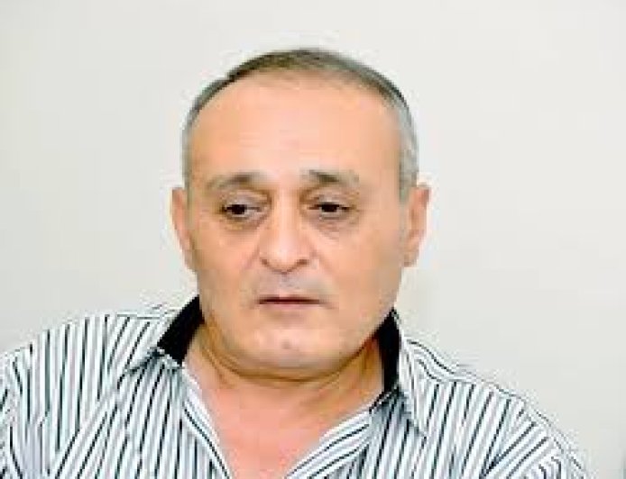 Məni qürur yıxır, onu naz yıxır - Vasif Süleymanın şeirləri