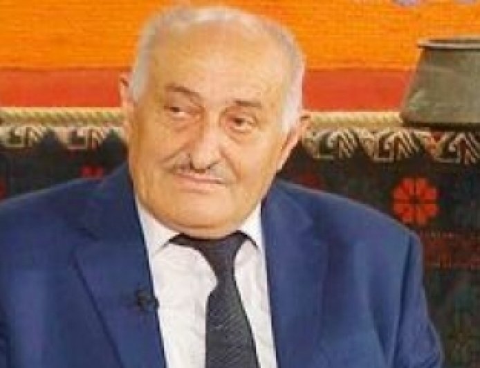 Mənim yoxluğumu var eylə şeirim - Musa Ələkbərlinin şeirləri