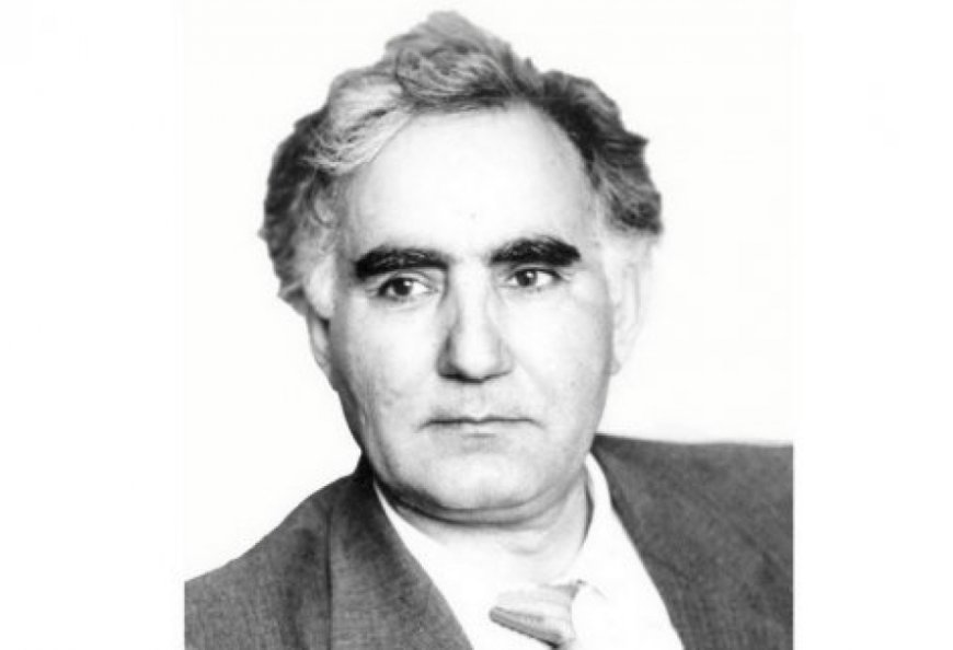 Könüllərdi mənim evim-eşiyim - Ağa Laçınlının şeirləri