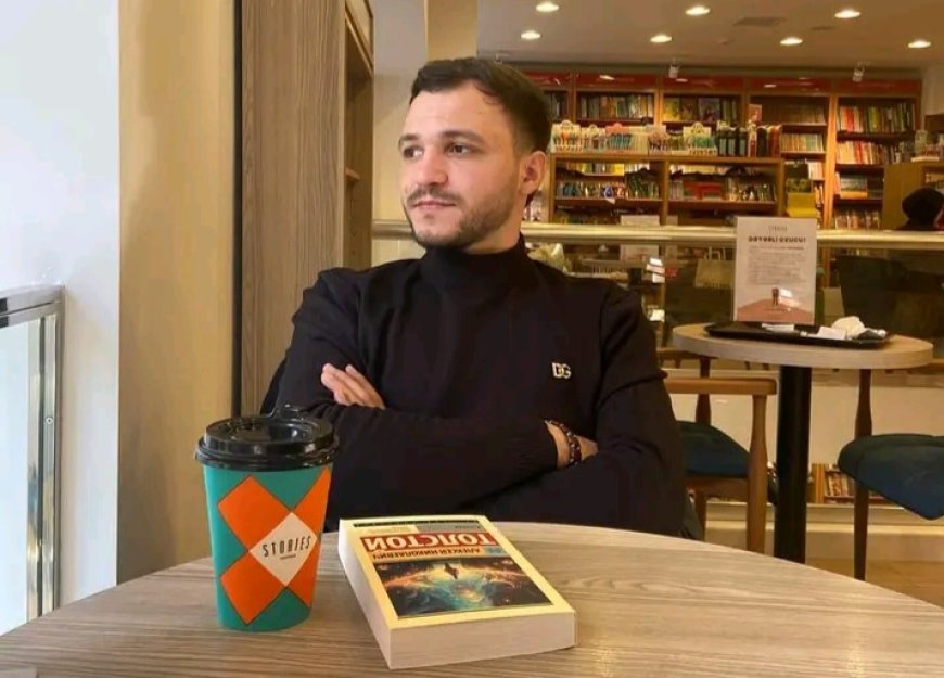 Var öylə bir qəmim ki, min qəm onda cəmdi, birdənəm - Yeni İmza