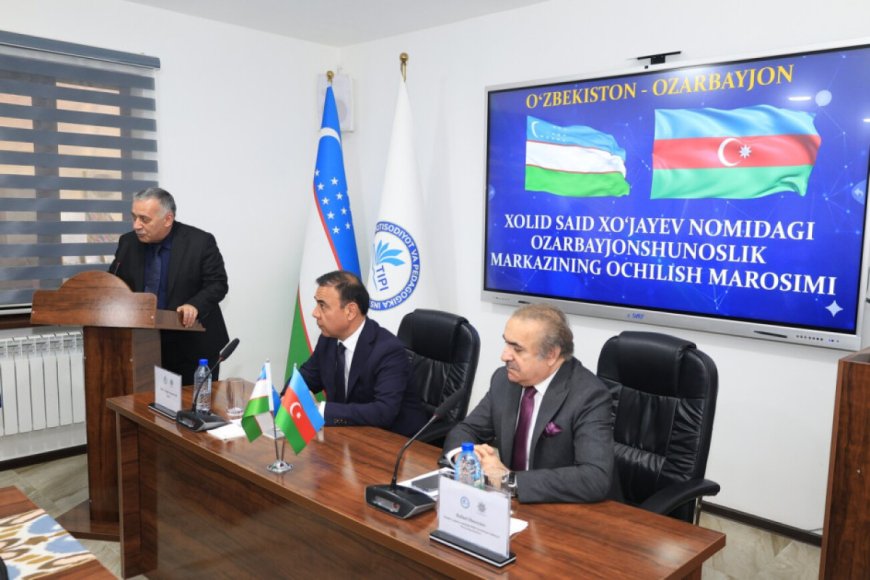 Özbəkistanda Azər Turanın kitabının təqdimatı oldu