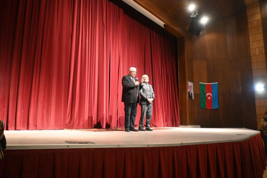 Türkiyədə Mirzə Fətəli Axundzadənin komediyası səhnələşdirilib