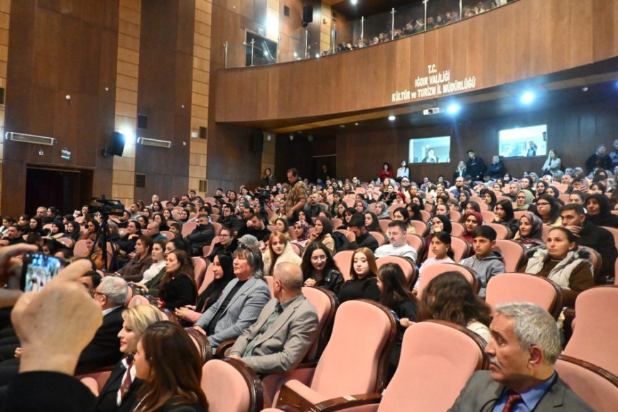 Türkiyədə Mirzə Fətəli Axundzadənin komediyası səhnələşdirilib