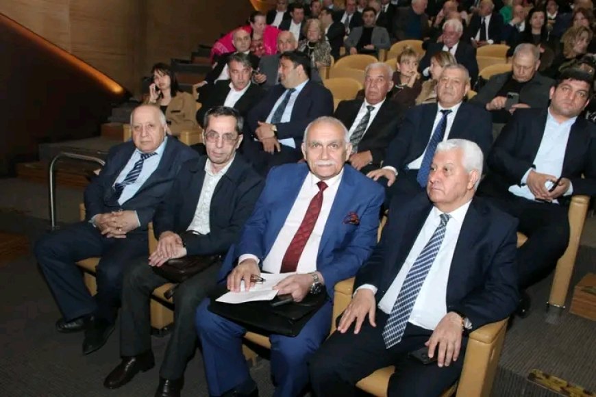 Barat Vüsalın 75 illik yubileyi keçirildi