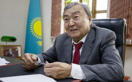 Prezidentdən Oljas Süleymenova yubiley təbriki