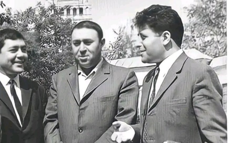 3 şairdən 3 şeir - Rubrika