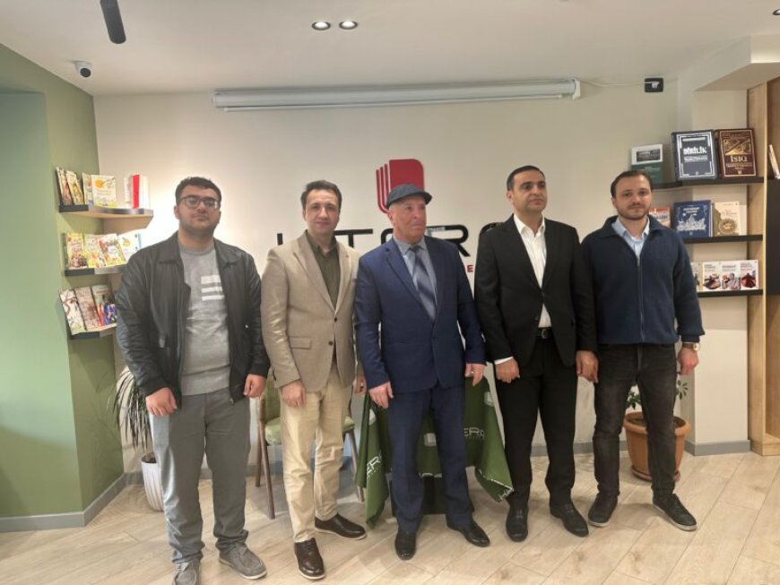 “Gülsək üzü göylərə” təqdim olundu