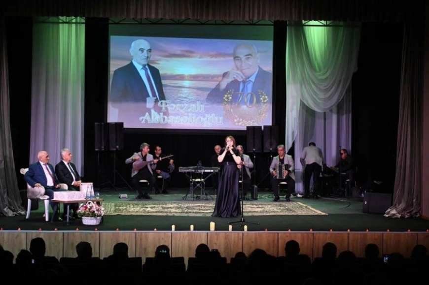 İrəvan teatrında cəbrayıllı şairin yubiley axşamı