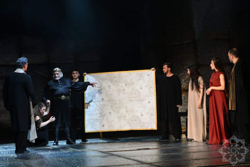 Milli Dram Teatrında “Kral Lir”in premyerası olub