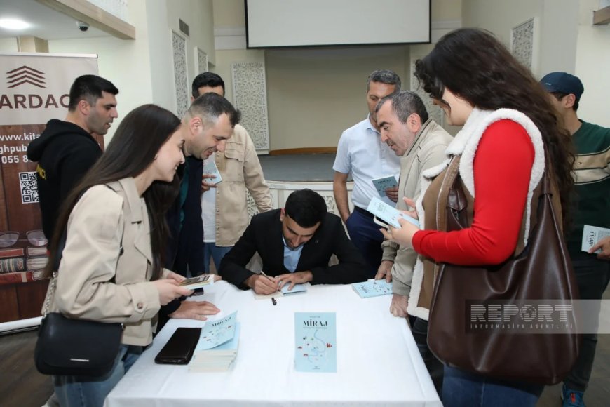 Nihat Pirin ilk kitabının təqdimatı keçirildi