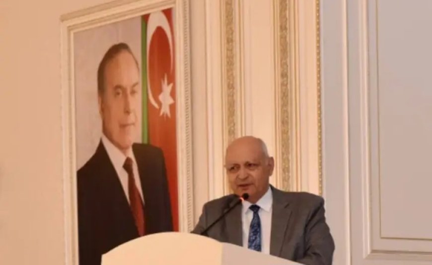 Sumqayıtda Xalq yazıçısı ilə görüş