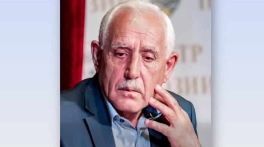 Tənha yuxu görür xarabalıqlar - Məmməd Xəlilovun şeirləri