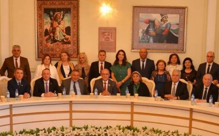 Vaqif Hüseynovun 90 illiyi münasibətilə anım tədbiri keçirilib
