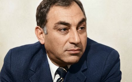 Səndən vəfalıymış həsrətin sənin - Əliağa Kürçaylının şeirləri