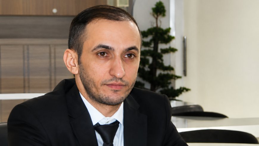 Həyat həqiqətlərinin işığında görünən yazıçı
