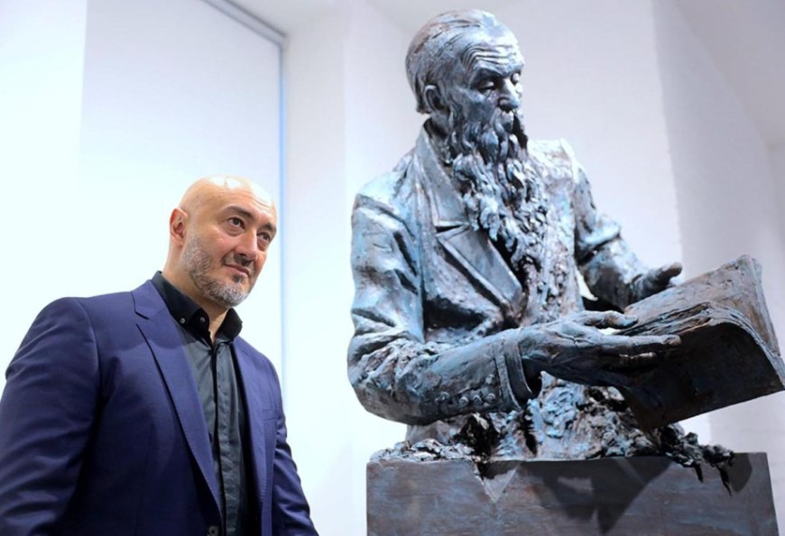 Aydın Zeynalov Rusiyanın əməkdar rəssamı adına layiq görülüb