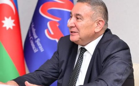 "Peşəkar jurnalistika tarazlığı qoruyub saxlayacaq" - Mətbuat Şurasının sədri