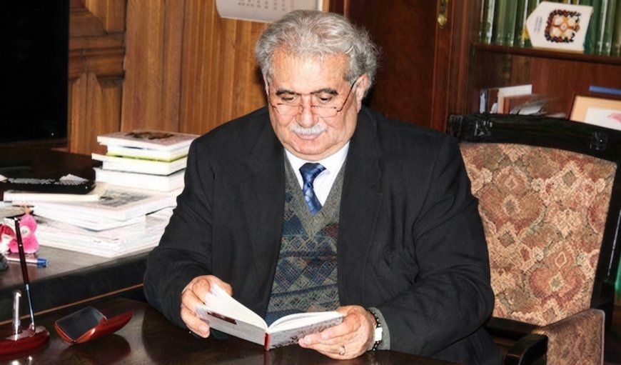 Özünə baş tacı sananım mənim - Abuzər Turanın şeirləri