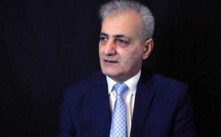 Yesenya - Aydın Canıyevin hekayəsi