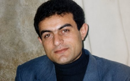 Əllərin əlimdə göyərçin, qadın - Hamlet Kazımoğlunun şeirləri