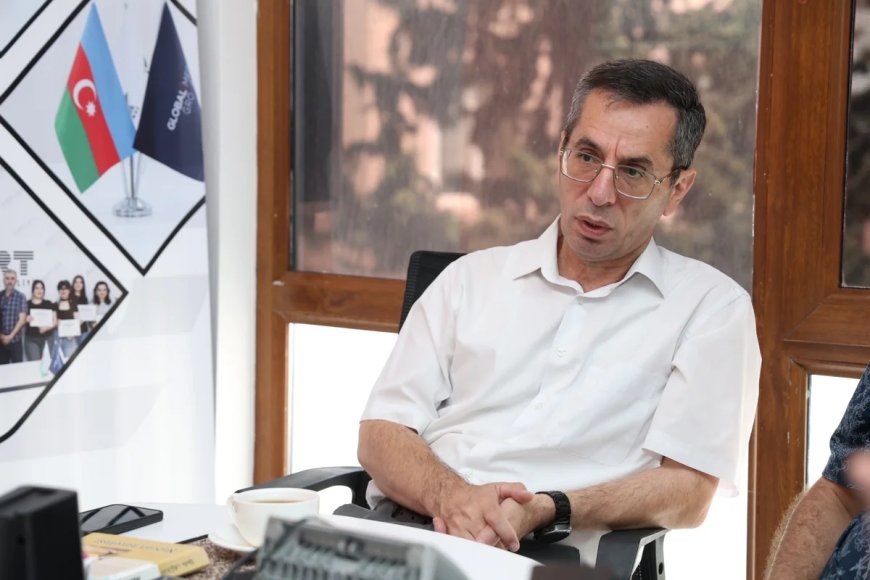 Qulu Ağsəs: Yazının nüvəsi onun başlığıdır
