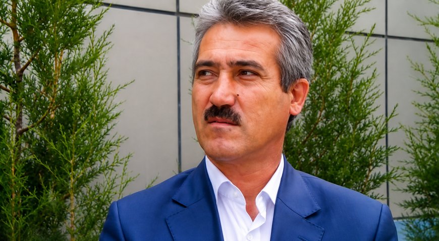 Sizin də məhləyə yağış yağırmı? - İbrahim İlyaslının şeiri