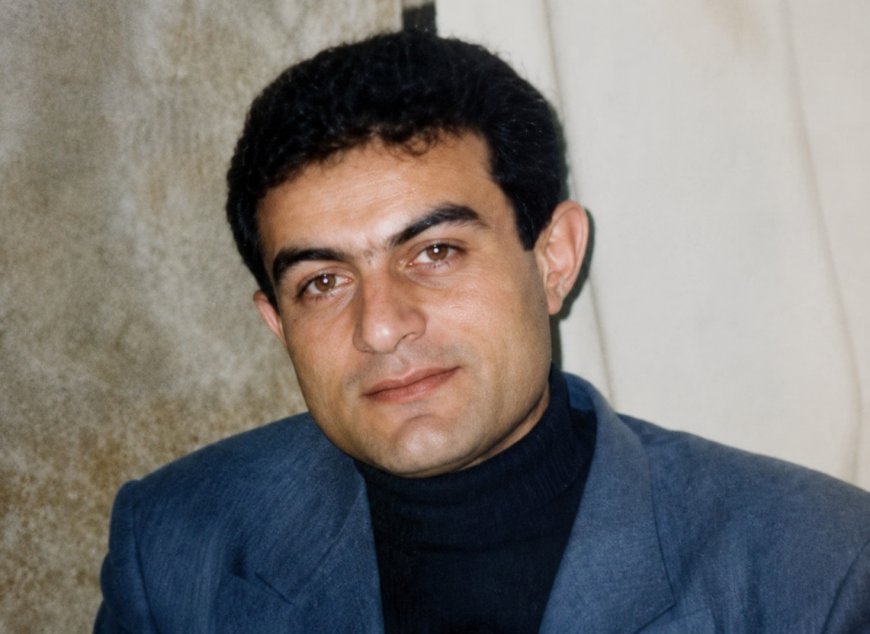 Əllərin əlimdə göyərçin, qadın - Hamlet Kazımoğlunun şeirləri