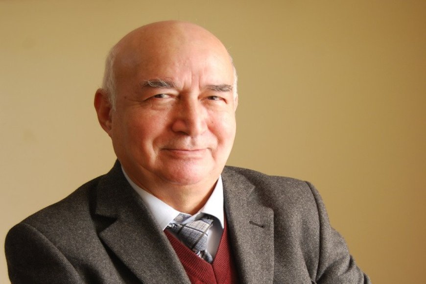 Bir də gördün fotodu - Ələkbər Salahzadənin şeirləri