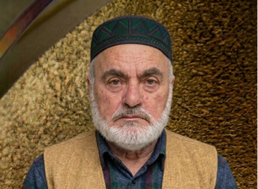Ədəbiyyatşünas, yazıçı Allahverdi Bayraminin 10 cildlik külliyyatı işıq üzü görüb