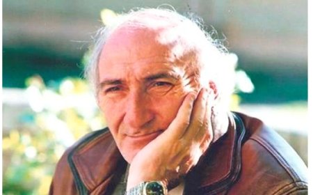 Təpələr üstündə oynayır nəvələr - İlyas Tapdığın uşaq şeirləri