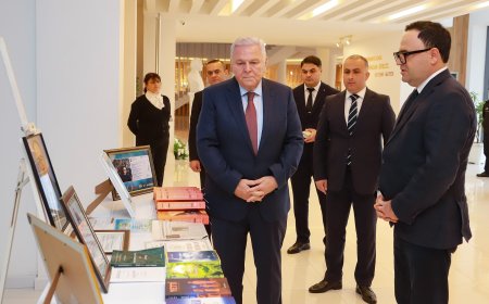 Fizik alim və yazıçı Yusif Şükürlünün "Azan güllə" kitabının təqdimatı keçirilib