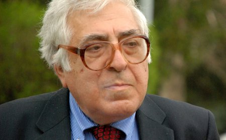 Sayların sərgüzəşti - Anar