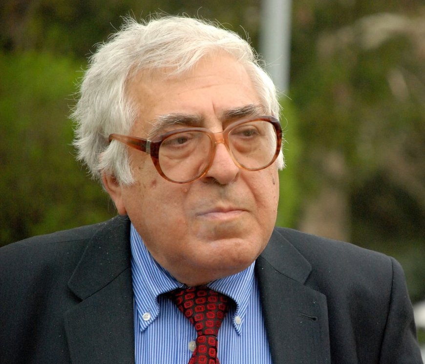 Sayların sərgüzəşti - Anar